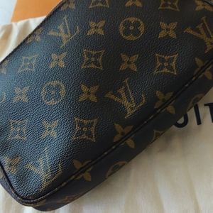 LV POCHETTE ACCESSORIES